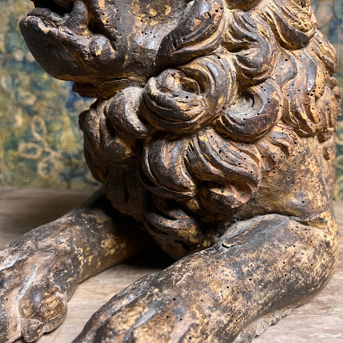 Italian Baroque Carved Walnut Lion Furniture Bearers, 17th century (c. 1650–1700)