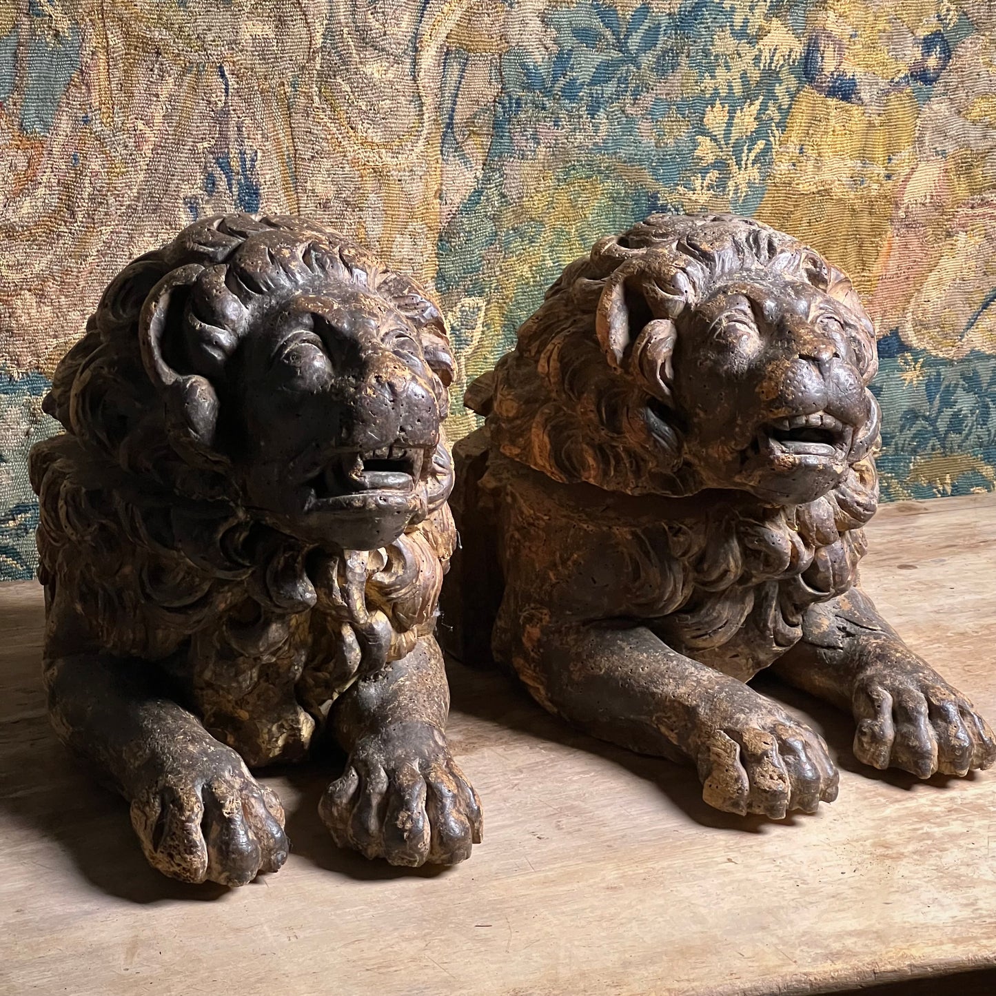 Italian Baroque Carved Walnut Lion Furniture Bearers, 17th century (c. 1650–1700)