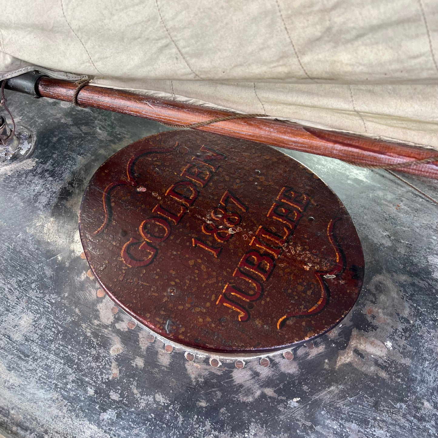 Exceptional Scale “Golden Jubilee 1887” Racing Pond Yacht, formerly property of Queen Victoria