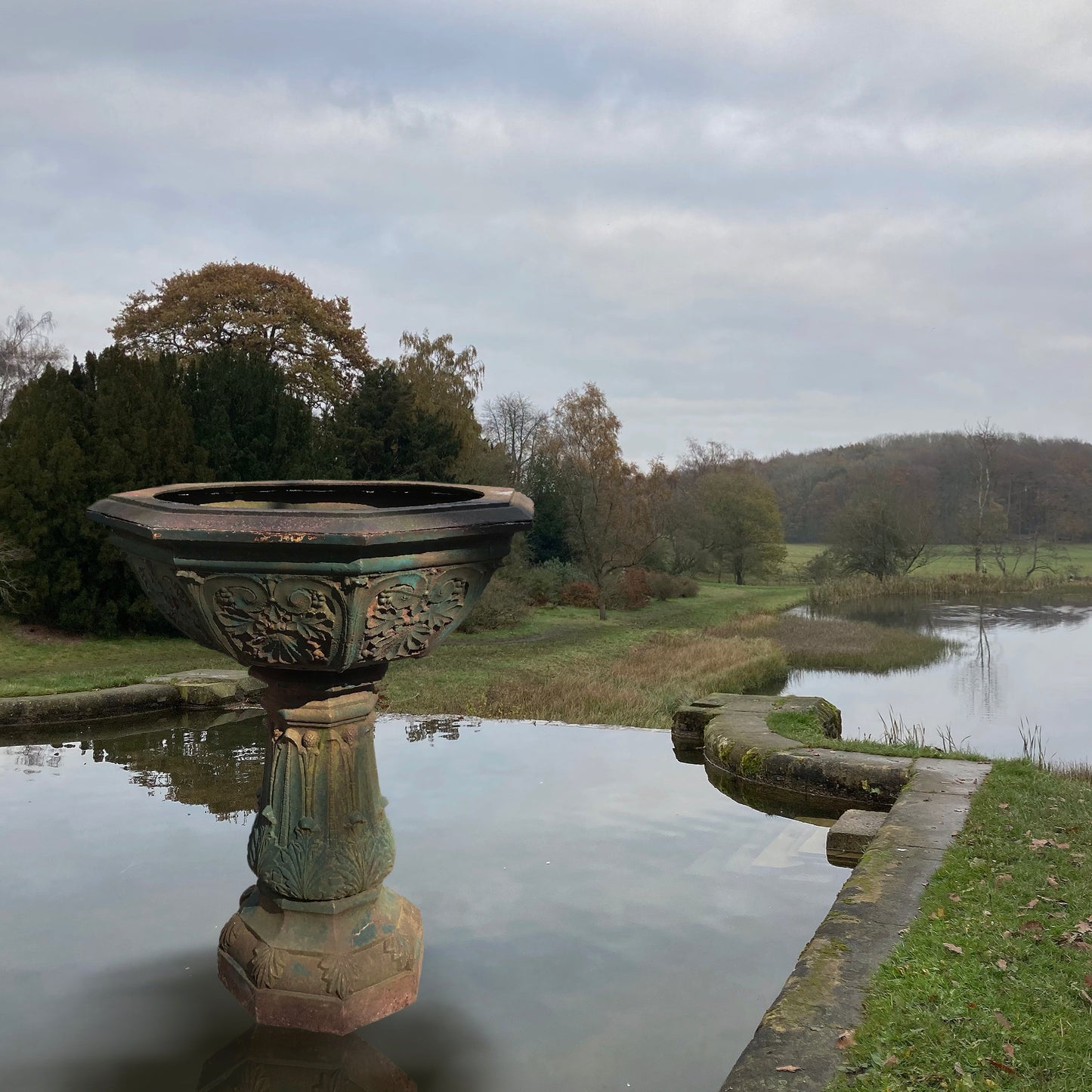 Huge Arts & Crafts Cast Iron Fountain/Centrepiece Urn c.1870