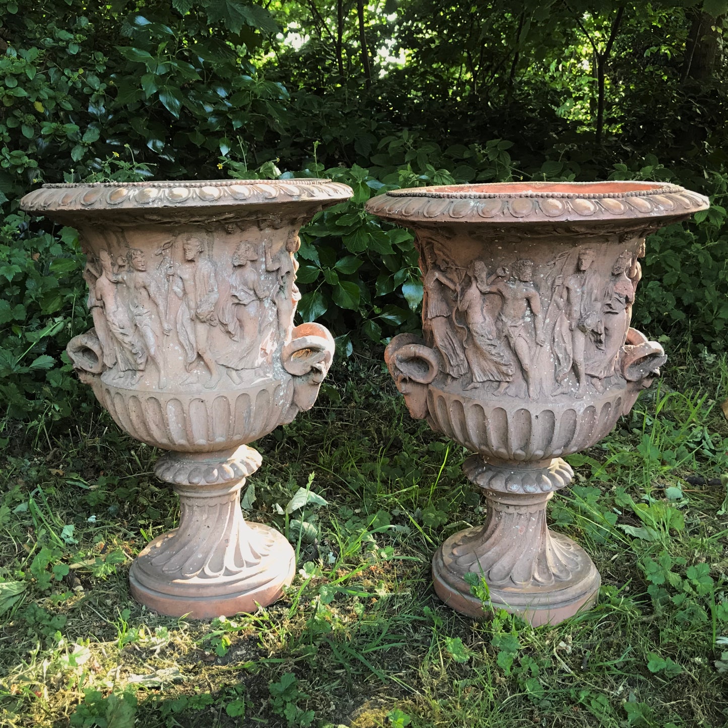 ‘Medici’ Terracotta Urns