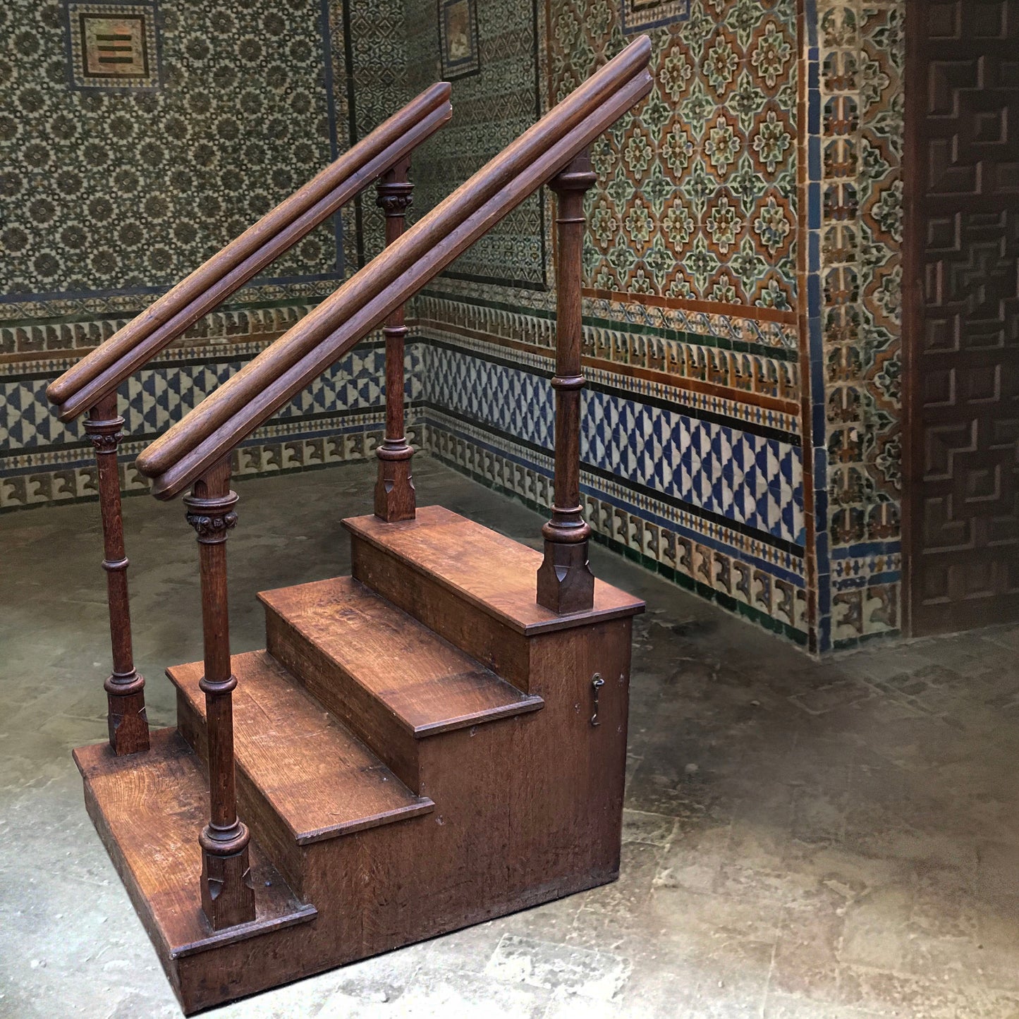 Arts & Crafts Library Steps c.1890