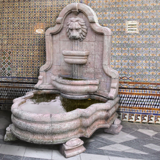 20th Century Italianate Composite Lion Fountain