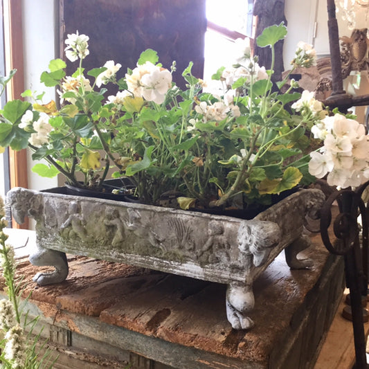 Regency Rams Head Lead Planter