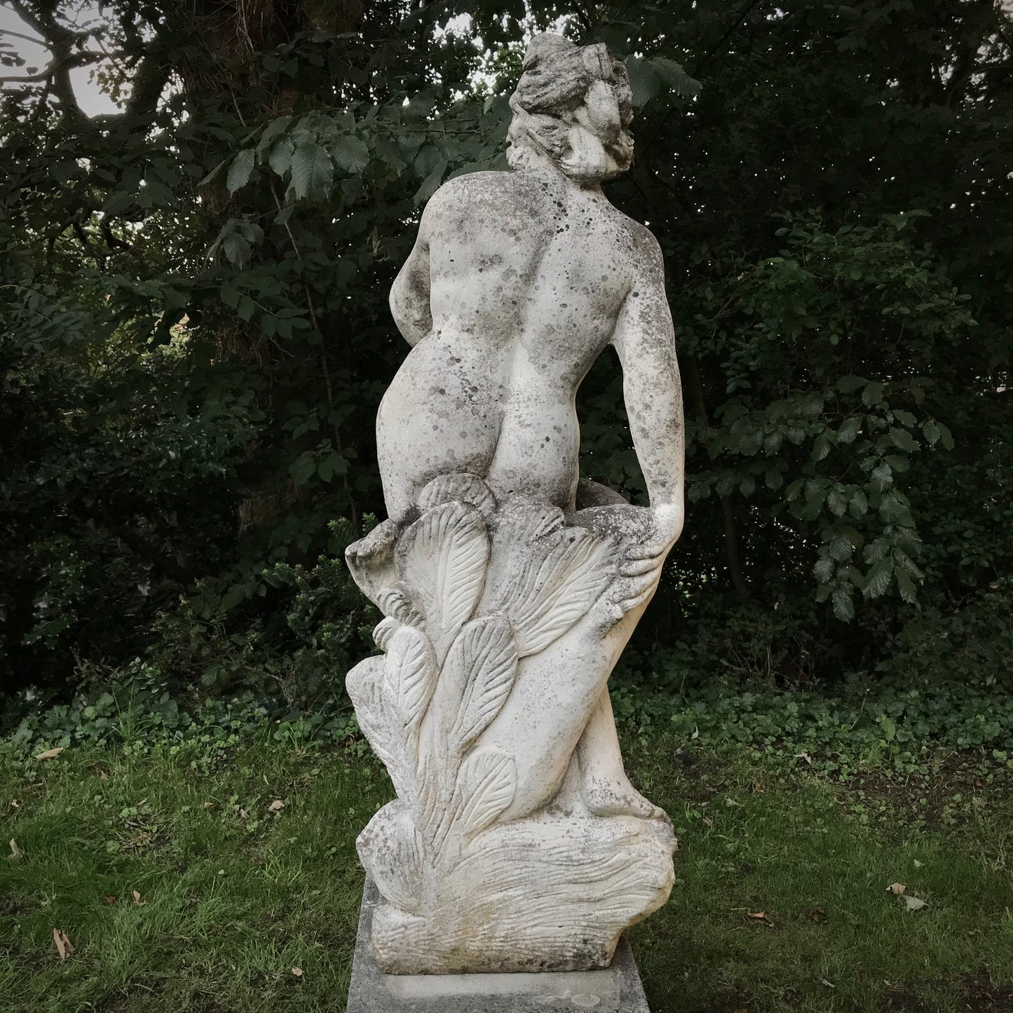 Life Scale Statue of Neptune with Dolphin