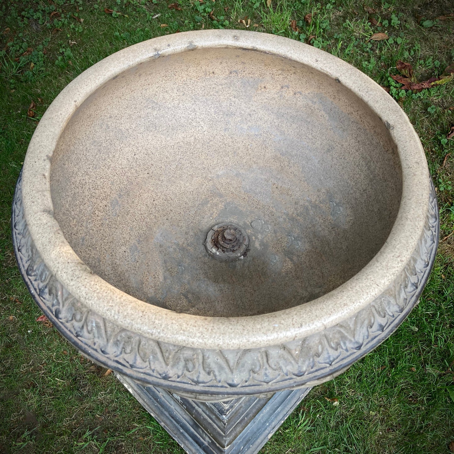 LEFCO Garden Urn and Plinth c.1900-1920