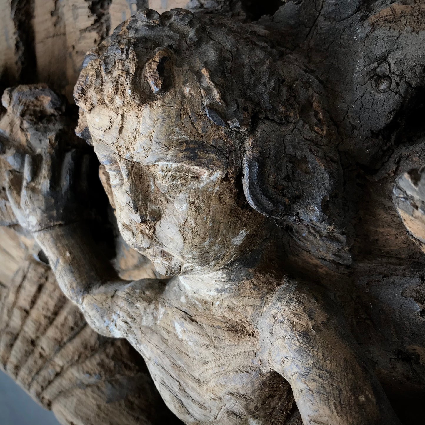 Carved Winged Angels with Crown of Heaven c.1550