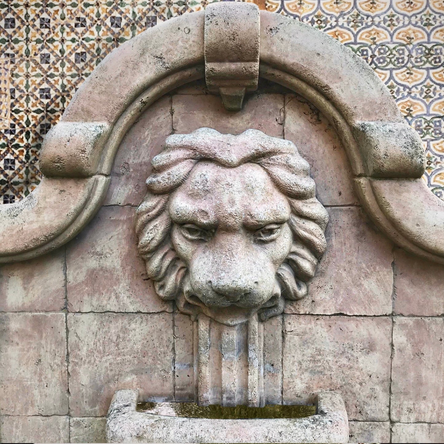 20th Century Italianate Composite Lion Fountain