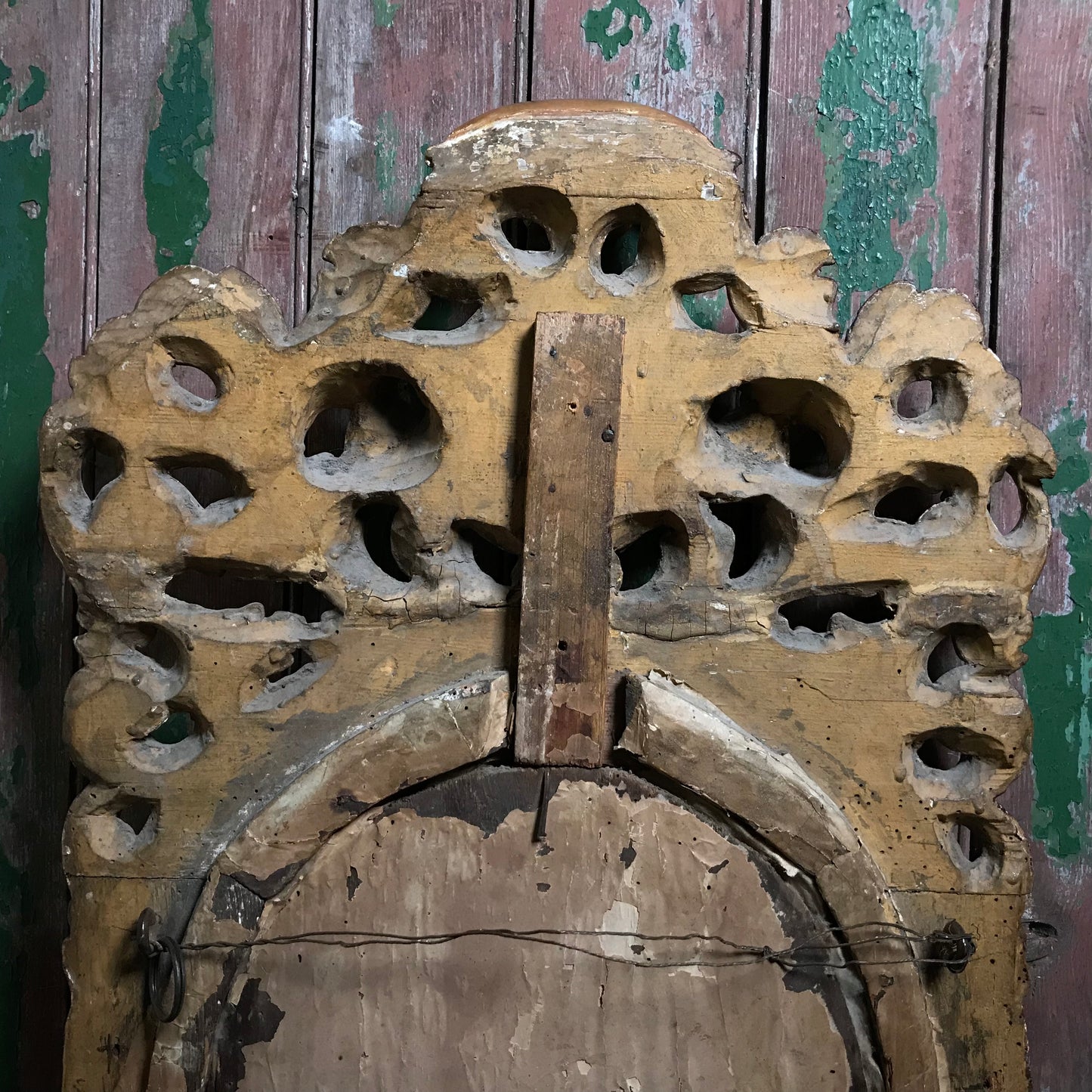 Italian Baroque Giltwood Oval Wall Mirror c.1740