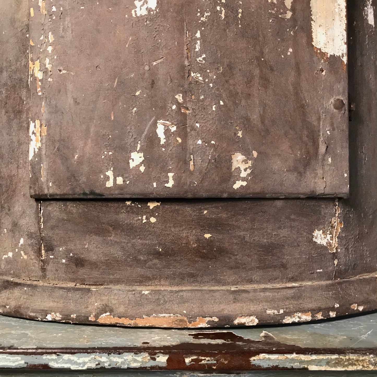 Swedish Gustavian Painted Corner Cupboard c.1820