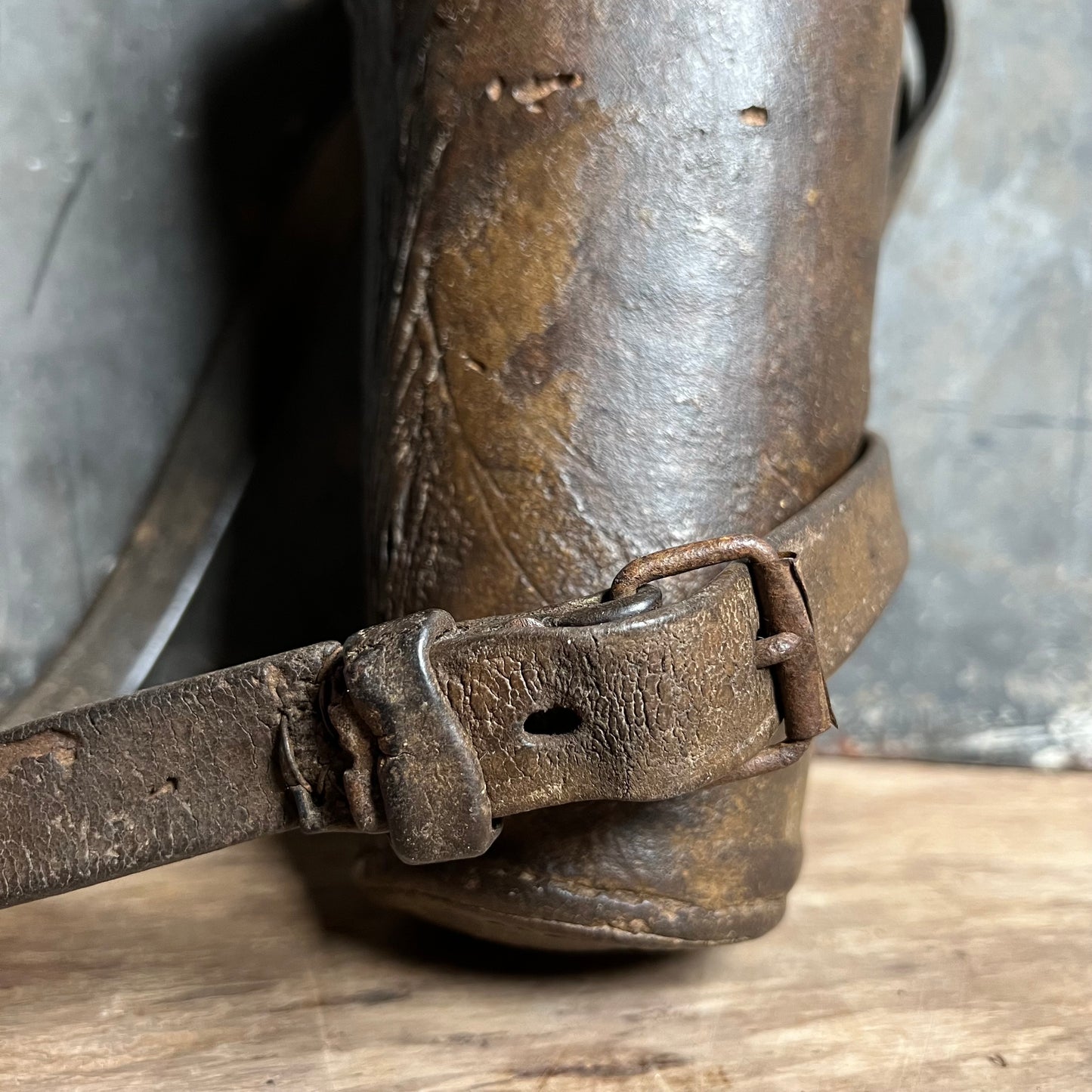 Antique Leather Crossbow Bolt Holder c.18th Century or earlier