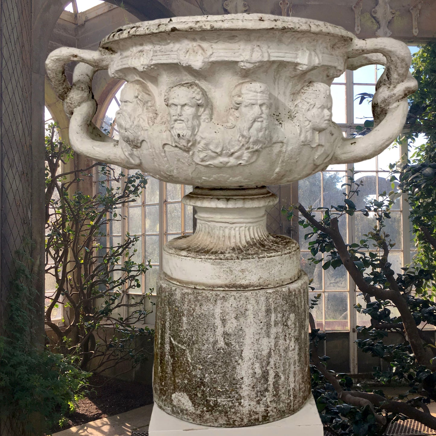 ‘Warwick’ Vase and Plinth